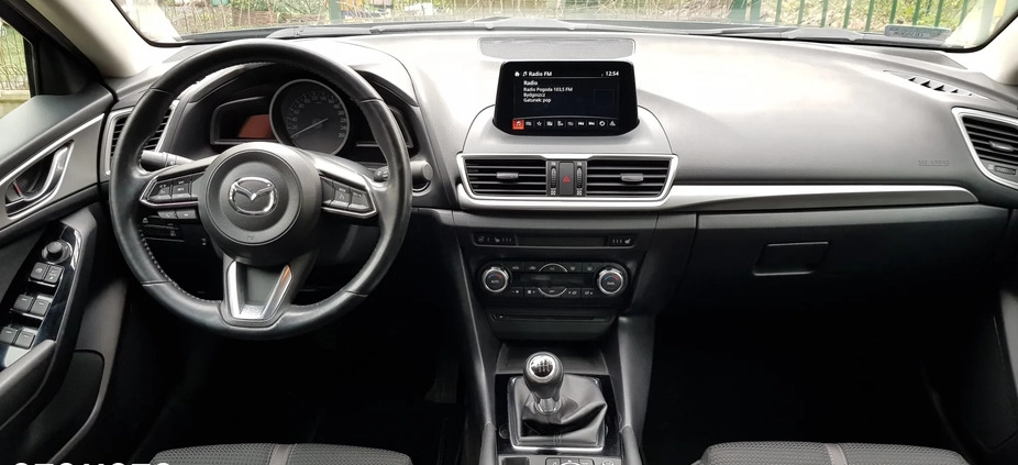 Mazda 3 cena 65900 przebieg: 29750, rok produkcji 2017 z Bydgoszcz małe 172